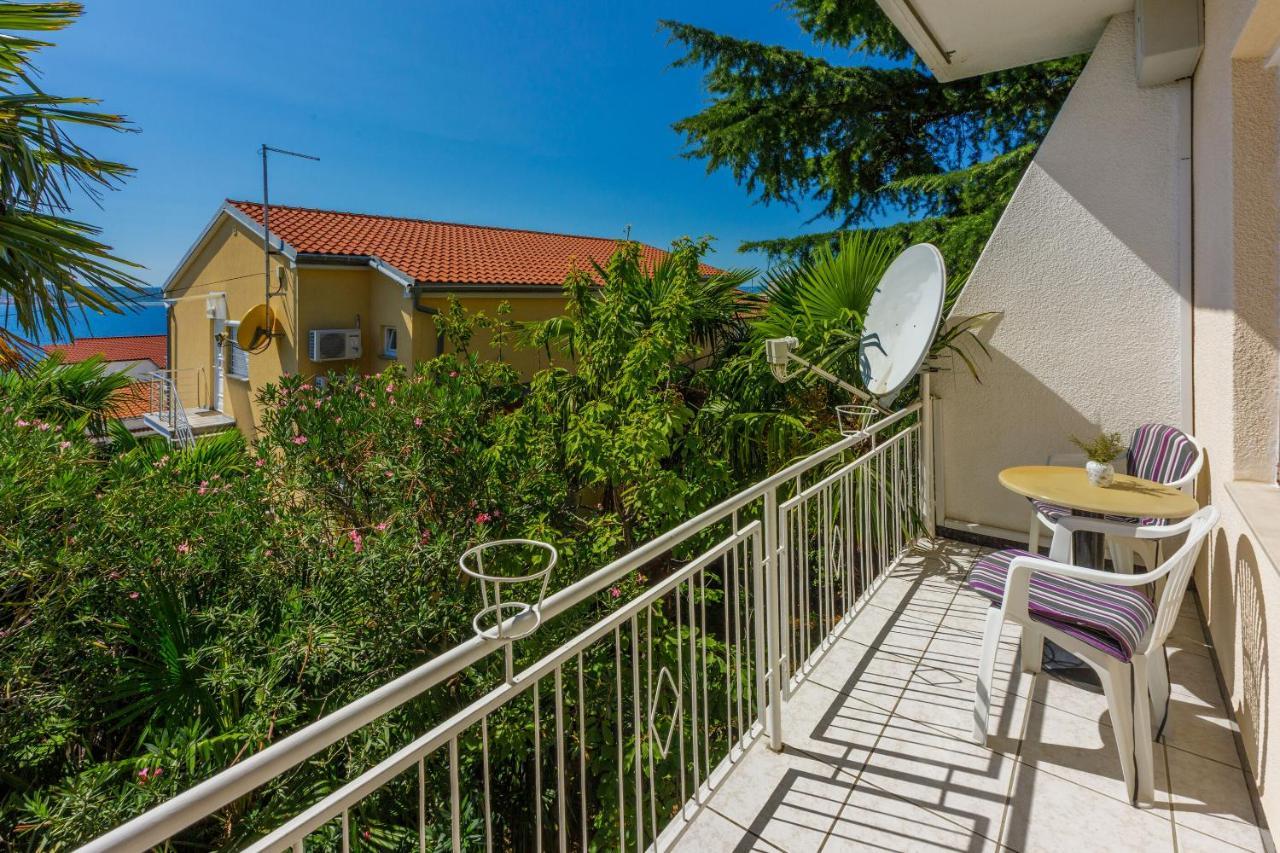 Apartments Danica Dramalj Exterior foto